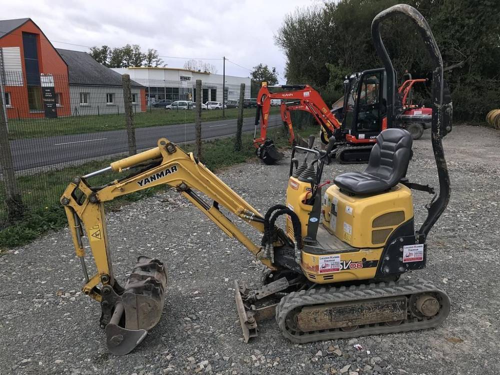 Minipelle Yanmar SV08-1C capacité 1035 kg (3)