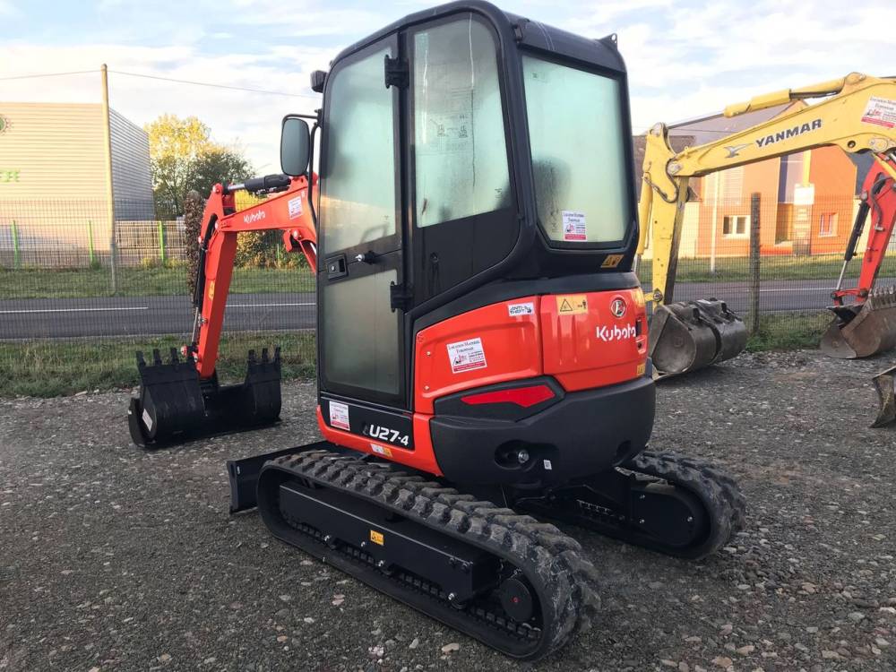 Kubota U27-4 capacité 1590kg (3)